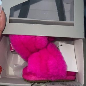 Never worn baby uggs